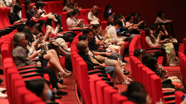 万利配资 幸福蓝海：公司是《南京照相馆》的投资方之一 投资比例较低