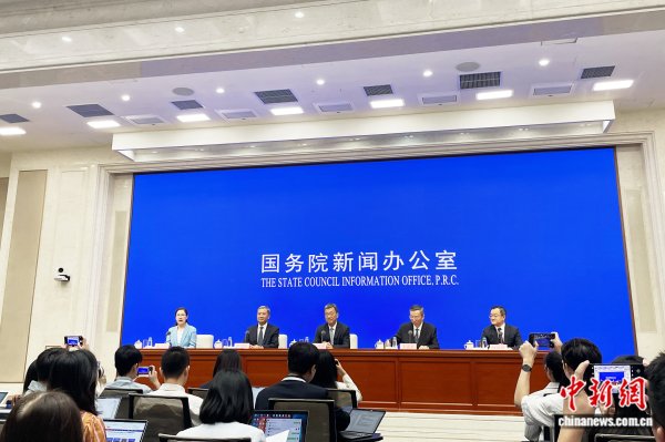 盈股网配资 教育部回应热点话题，涉校园食品安全、县中振兴等